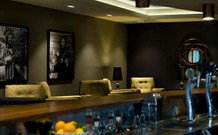 Gibraltar Hotel Bowral - Holiday Cairns 1