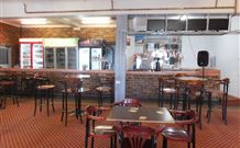 Commercial Hotel Quirindi - Quirindi - Holiday Cairns 0
