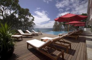 Bannisters By The Sea - Holiday Cairns 8