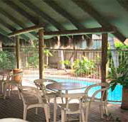 Settlers Inn - Holiday Cairns