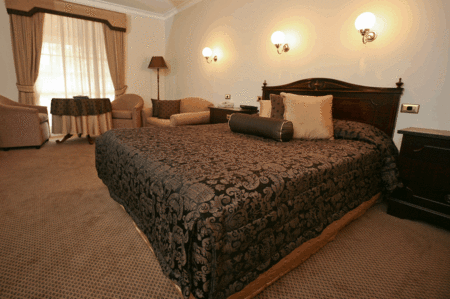 Australian Heritage Motor Inn - Holiday Cairns 0