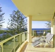 Northpoint Luxury Waterfront Apartments - Holiday Cairns