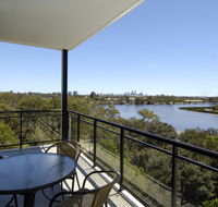 Assured Ascot Quays Apartment Hotel - Holiday Cairns