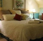 Hawks Nest Bed and Breakfast - Holiday Cairns