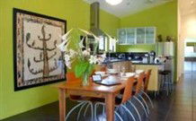 Long Weekend Retreat - - Holiday Cairns 1