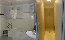 Patch Inn B & B - Holiday Cairns 0