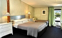 Blenheim Bliss - Holiday Cairns 0