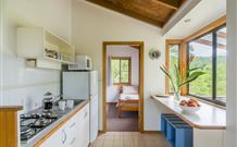 Canowindra Riverview Cottage - Holiday Cairns 3