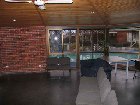 Albury-Wodonga YHA - Holiday Cairns 6