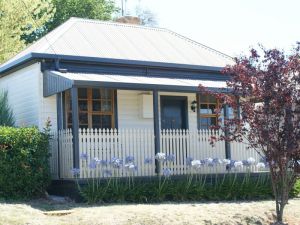 Pilcher Cottage - Holiday Cairns 9