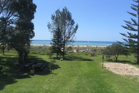 Dunsborough YHA - Holiday Cairns 5