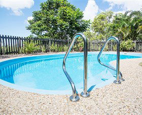 Mycow Accommodation Sarina - Greetham Street - Holiday Cairns 3
