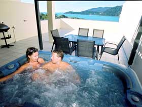 Portside Whitsunday Apartments - Holiday Cairns 0