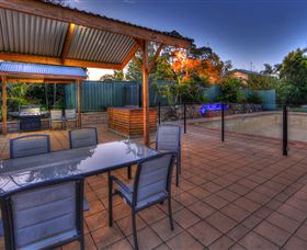 Wallace Motel And Caravan Park - Holiday Cairns 2