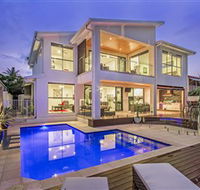 Pasadena Point at Vogue Holiday Homes - Holiday Cairns