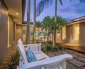 Malibu Shores At Vogue Holiday Homes - Holiday Cairns 3