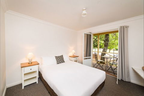 Federation Gardens And Possums Hideaway - Holiday Cairns 2