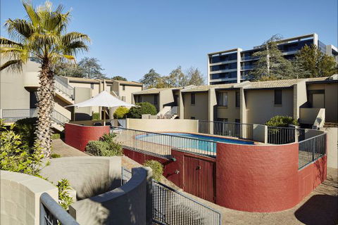 Manuka Park Apartments - Holiday Cairns 1