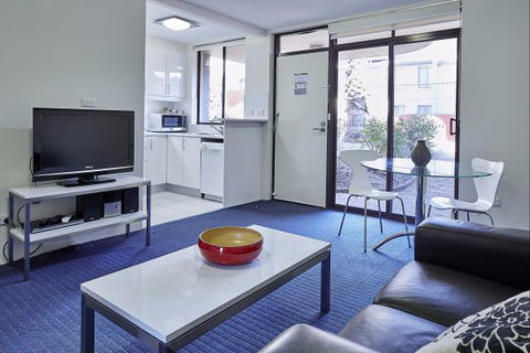 Manuka Park Apartments - Holiday Cairns 3