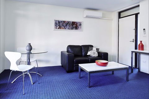 Manuka Park Apartments - Holiday Cairns 8
