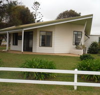 Catalina Cottage - Holiday Cairns