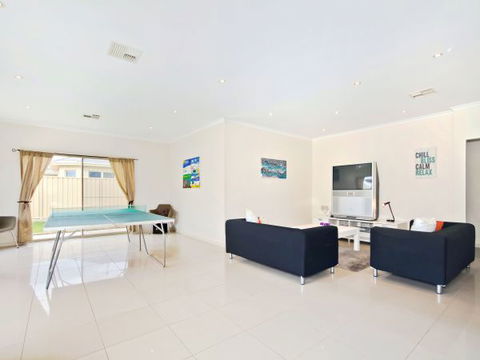 Century 21 SouthCoast: Moana Blue - Holiday Cairns 27