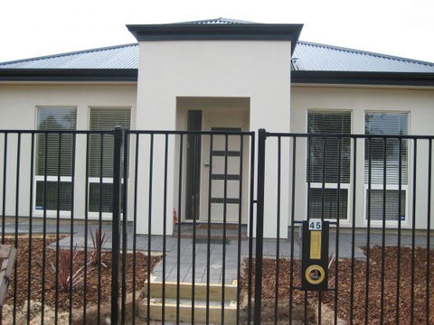 Century 21 SouthCoast: Moana Blue - Holiday Cairns 63