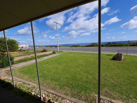 Century 21 SouthCoast: Moana Blue - Holiday Cairns 80