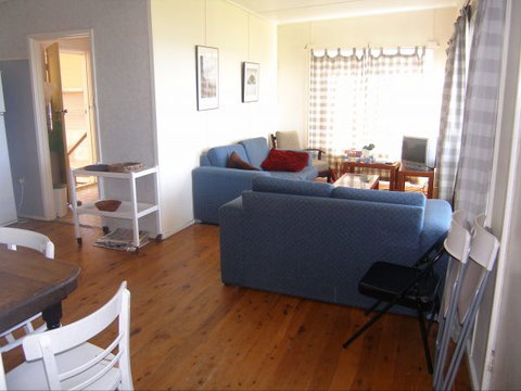 Palais D'Amor At Greenwell Point - Holiday Cairns 83
