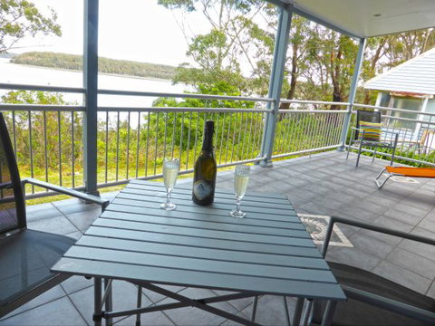 Palais D'Amor At Greenwell Point - Holiday Cairns 20
