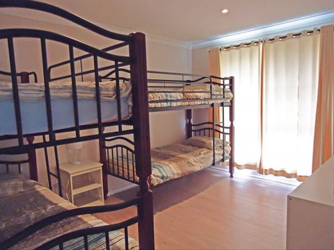 Palais D'Amor At Greenwell Point - Holiday Cairns 47