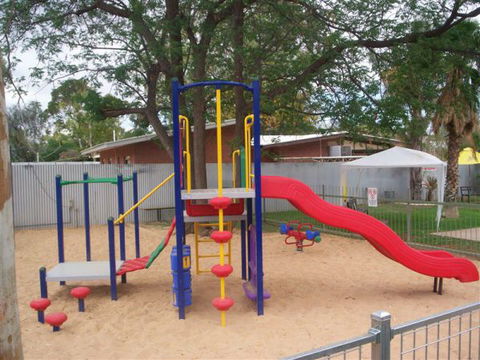 Stuart Caravan And Cabin Tourist Park - Holiday Cairns 1