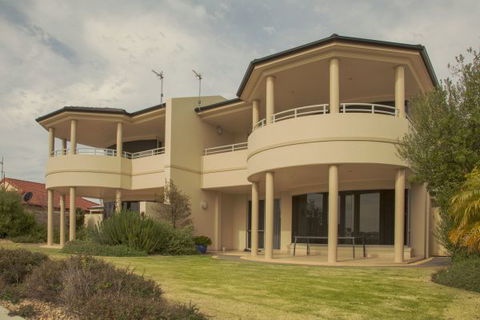 Spalding Lodge Unit 16 - Holiday Cairns 153