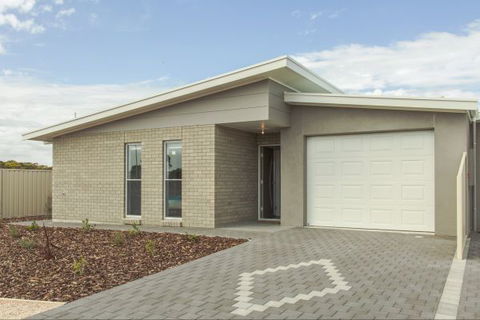 Spalding Lodge Unit 16 - Holiday Cairns 15