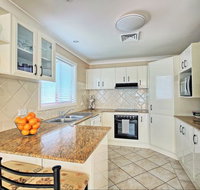 Aqua Leaf Apartment - Holiday Cairns