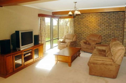 Trenberth House - Holiday Cairns 2