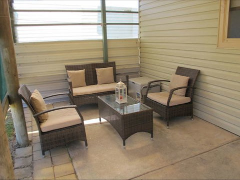 Fensom's Holiday Home - Holiday Cairns 8