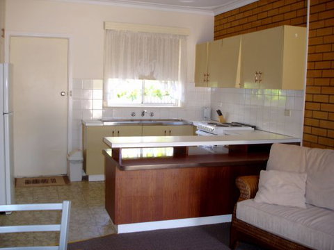 Shamore Apartments - Walnut - Holiday Cairns 8