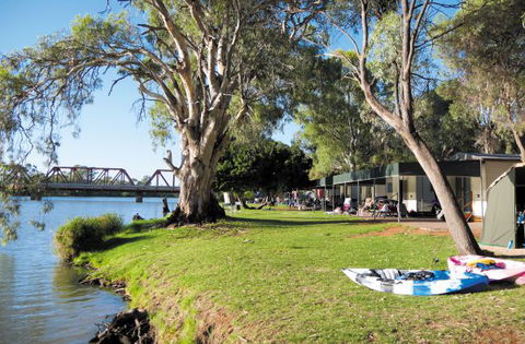 Riverbend Caravan Park Renmark - Holiday Cairns 0
