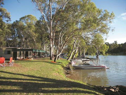 Riverbend Caravan Park Renmark - Holiday Cairns 2