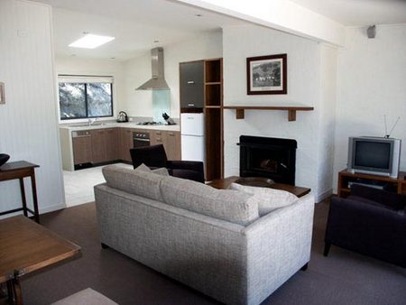 Beacon Point Ocean View Villas - Holiday Cairns 1