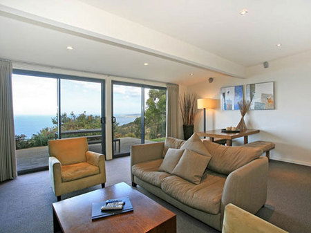 Beacon Point Ocean View Villas - Holiday Cairns 2