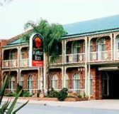 Hamiltons Henry Parkes - Holiday Cairns