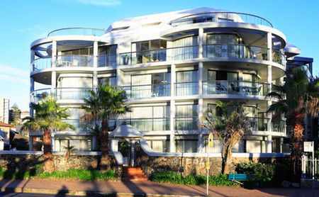 Manly Surfside Holiday Apartments - Holiday Cairns 2