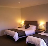 Parkes Int Motor Inn - Holiday Cairns