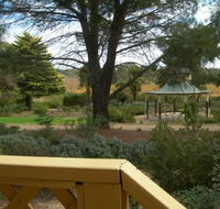 Lyndoch Hill Retreat - Holiday Cairns