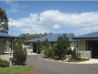 Anchor Down Cottages - Holiday Cairns