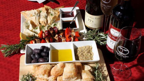 Angas Plains Wines Suites - Holiday Cairns 8