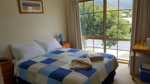 Anchors Guest House - Holiday Cairns 3