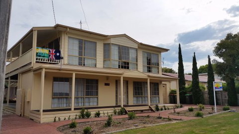 Anchors Guest House - Holiday Cairns 5
